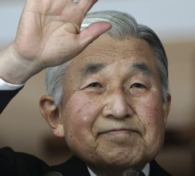 Állítólag Akihito japán császár 2019-ben lemond a trónjáról