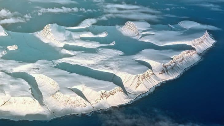 Gyorsabban töredezik az Antarktisz gleccsereit védő selfjég