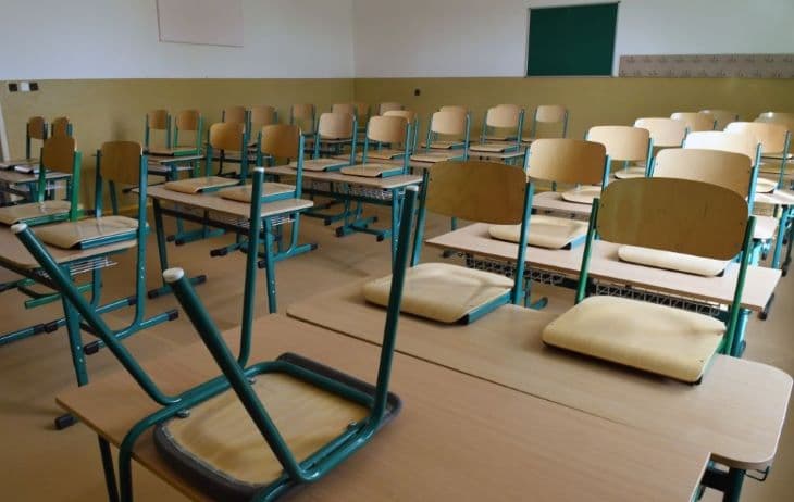 Az iskolának volt fémdetektora, csak éppen nem volt felszerelve: két orosz diák halt meg a gimiben