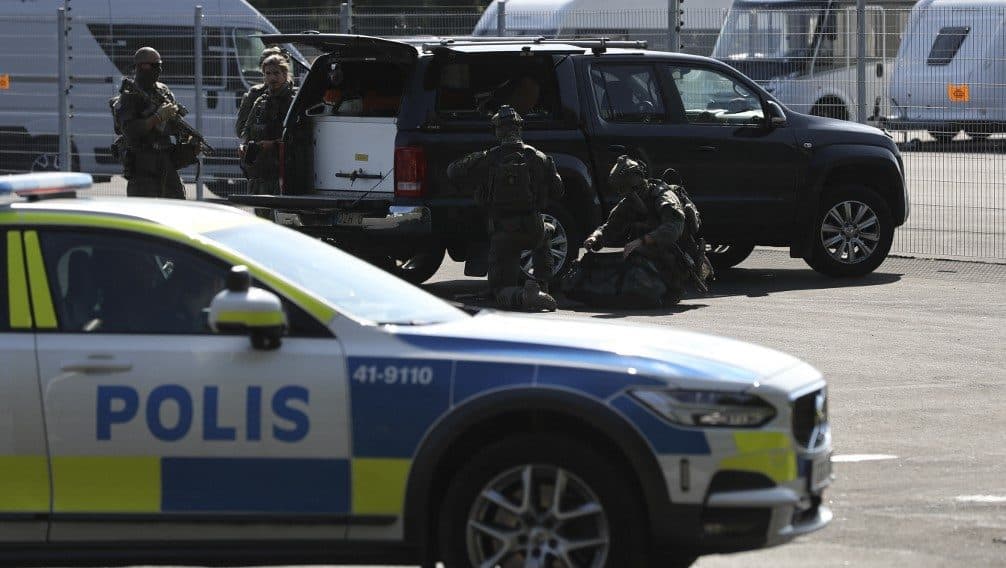 Túszokat ejtettek rabok egy svéd börtönben
