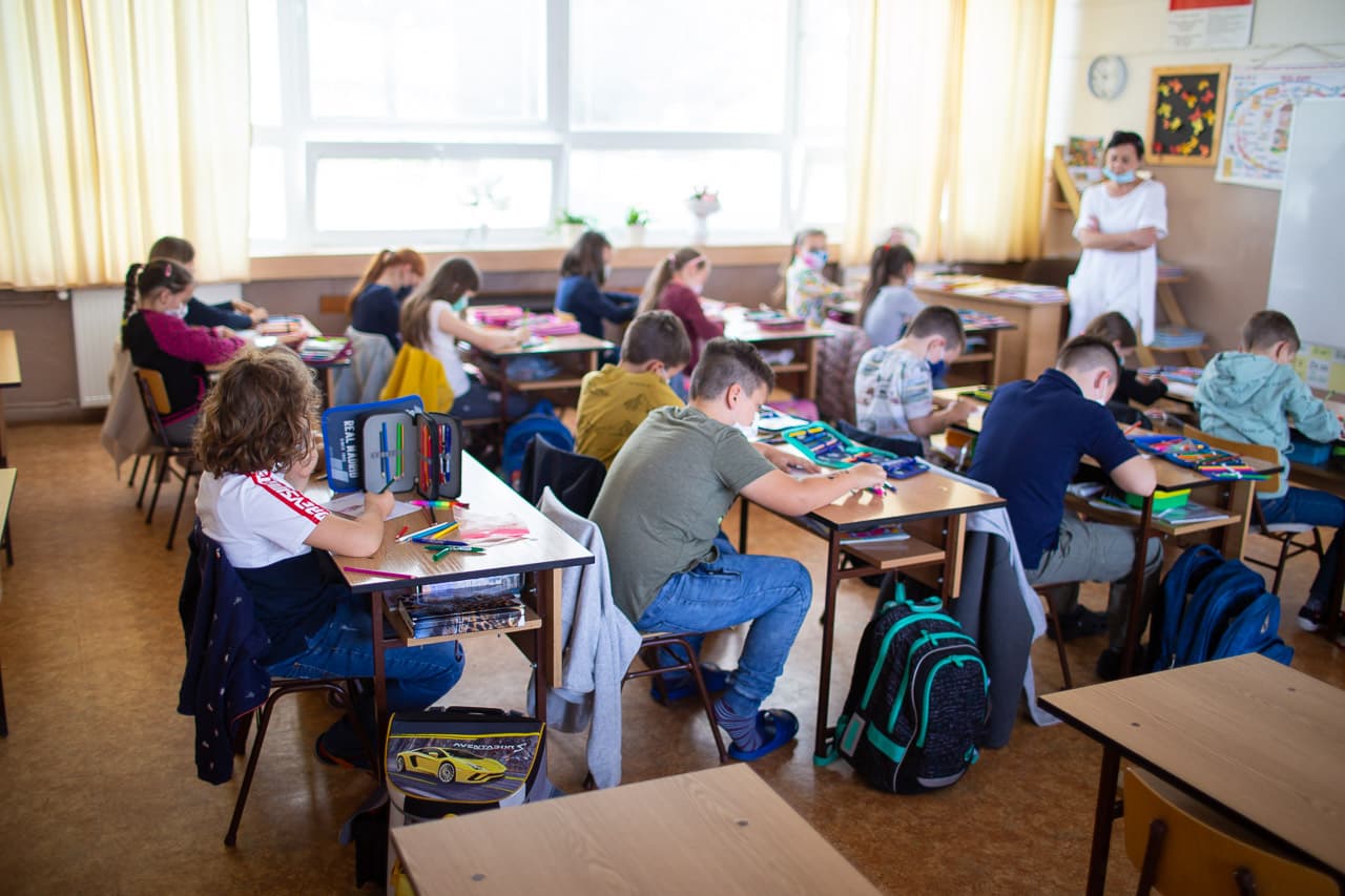 Rengeteg tanár hiányzik Szlovákiában, Gröhling szerint erre csak egy megoldás van