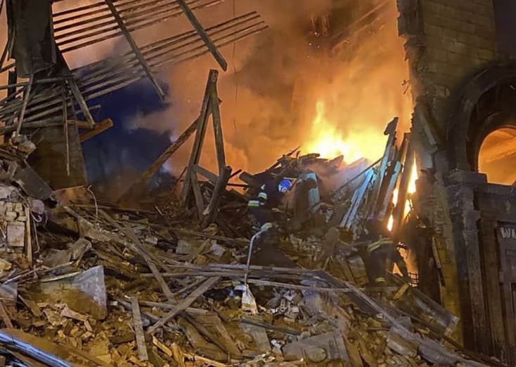 A brit hírszerzés szerint valószínűleg Gázából indított rakéta csapódott az al-Ahli kórházba