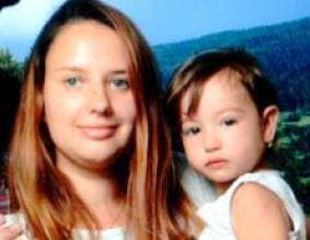 Kétéves kislányával együtt eltűnt ez a 20 éves nő