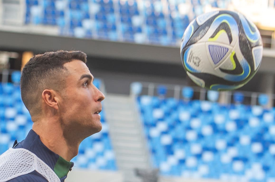 Benyomultak az al-Nasszr szállodájába Ronaldo rajongói