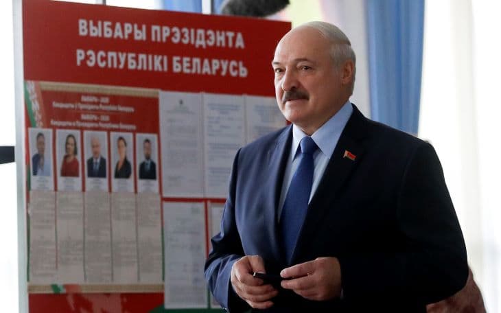 Lukasenka azt üzeni, hogy csak választások útján lehet őt leváltani