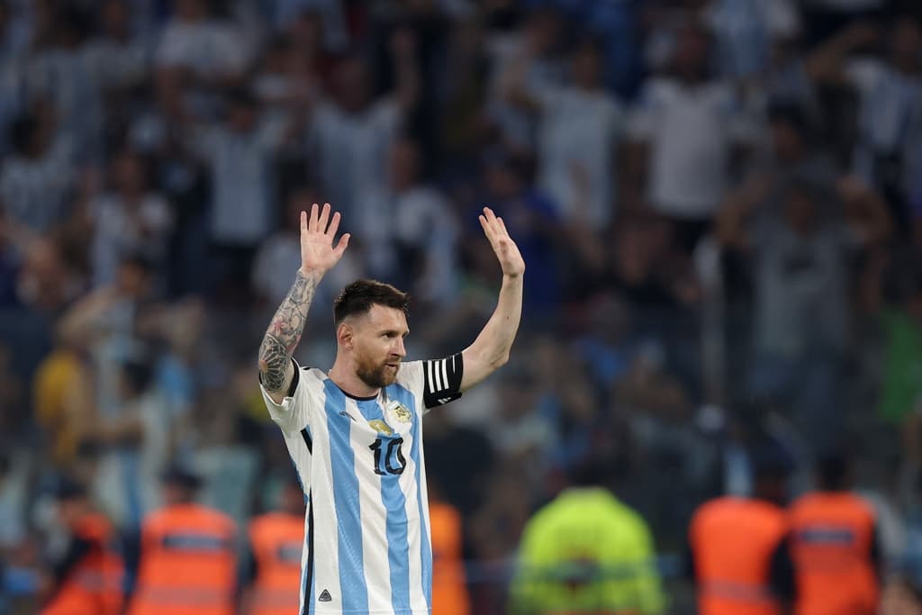 Messi átlépte a százgólos határt