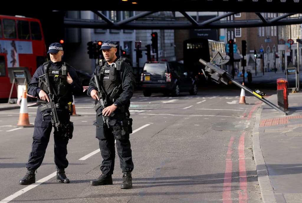Londoni merénylet - A brit rendőrség őrizetbe vett egy férfit