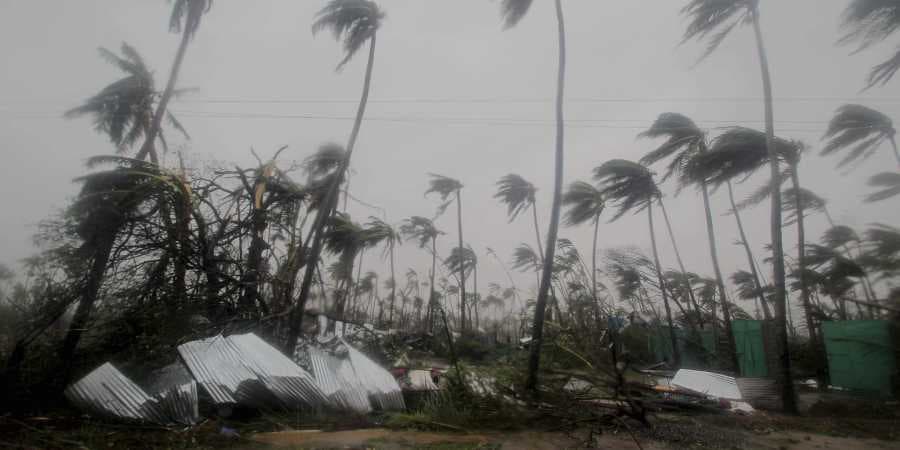 Több százezer embert kell kitelepíteni egy újabb ciklon útjából Indiában