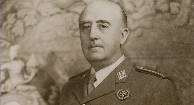Elrendelték Franco tábornok exhumálását