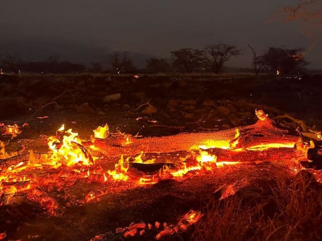 Maui szigetén visszatérhettek a lakosok a tűzben elpusztult történelmi városba