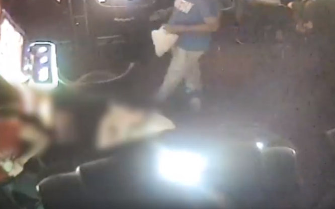 Ellopták egy nő pénztárcáját a játékteremben – a rendőrség ezt a férfit keresi (videó)