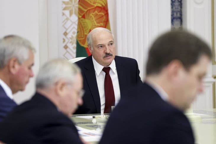 A fehérorosz elnök a hatósági fellépés fokozásával fenyegetőzött