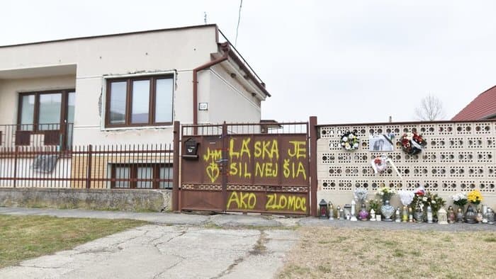 Megkezdik a ház lebontását, ahol meggyilkolták Ján Kuciakot és Martina Kušnírovát
