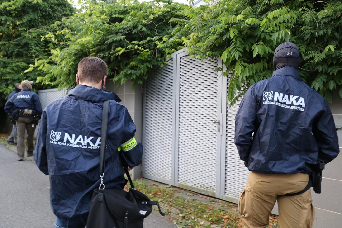 Nagyszabású drograzziát hajtott végre a NAKA, nyolc személy végezte bilincsben