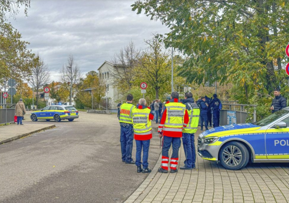 Lövöldözés volt egy németországi iskolában, meghalt egy diák