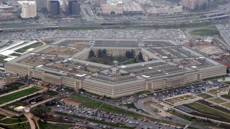 Az amerikai igazságügyi minisztérium is vizsgálódik a közösségi médiában terjedő katonai iratok ügyében