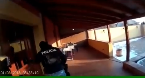 VIDEÓ: Így hatoltak be a kommandósok Antonino Vadala házába