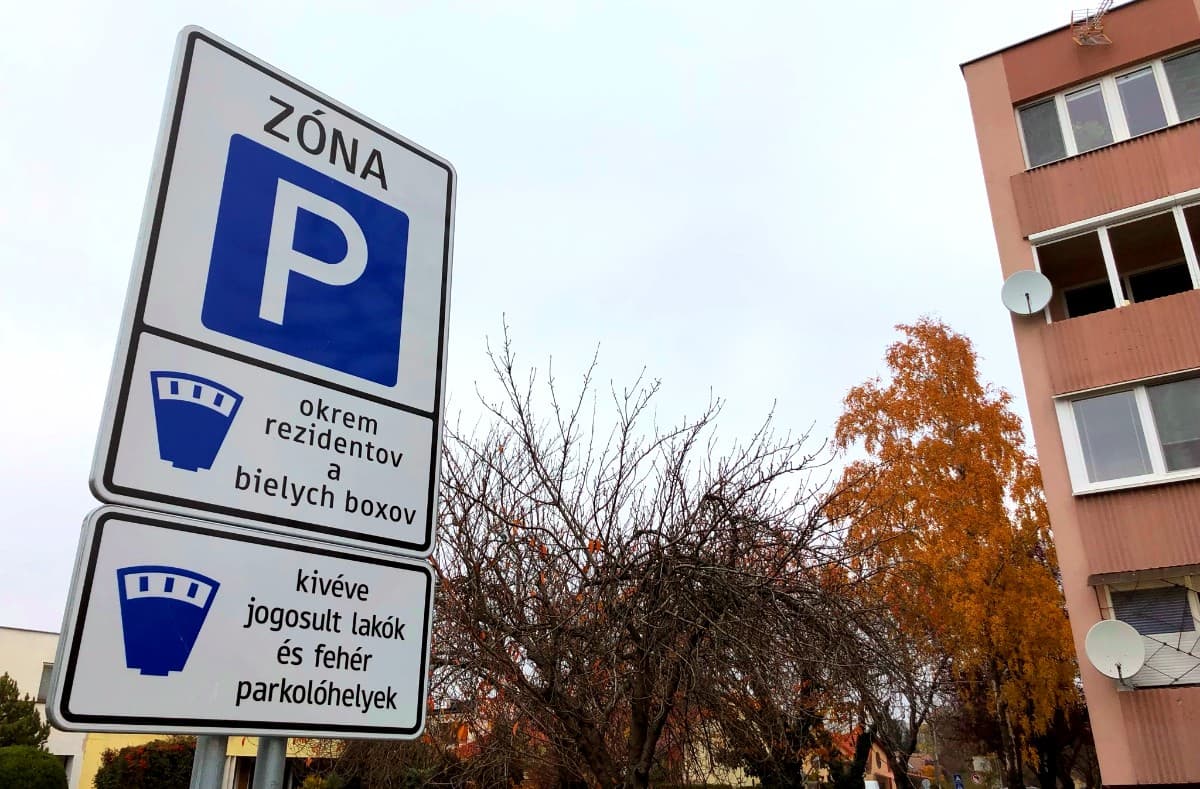 Kapufát lőtt Dunaszerdahely a parkolási rendelet egy részével