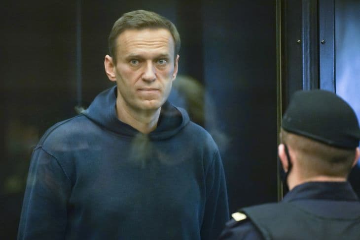 Kiderült Alekszej Navalnij halálának oka - az orvosok szerint természetes halált halt (VIDEÓ)