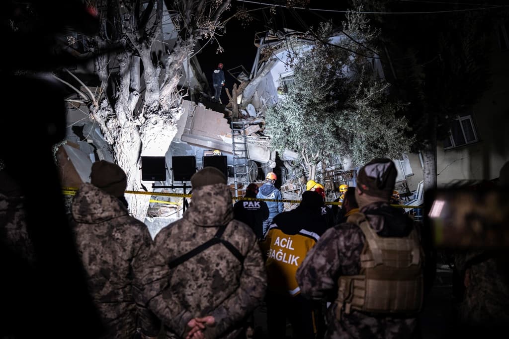 Ismét erős földrengés rázta meg Törökország és Szíria határtérségét, halálos áldozatok is vannak