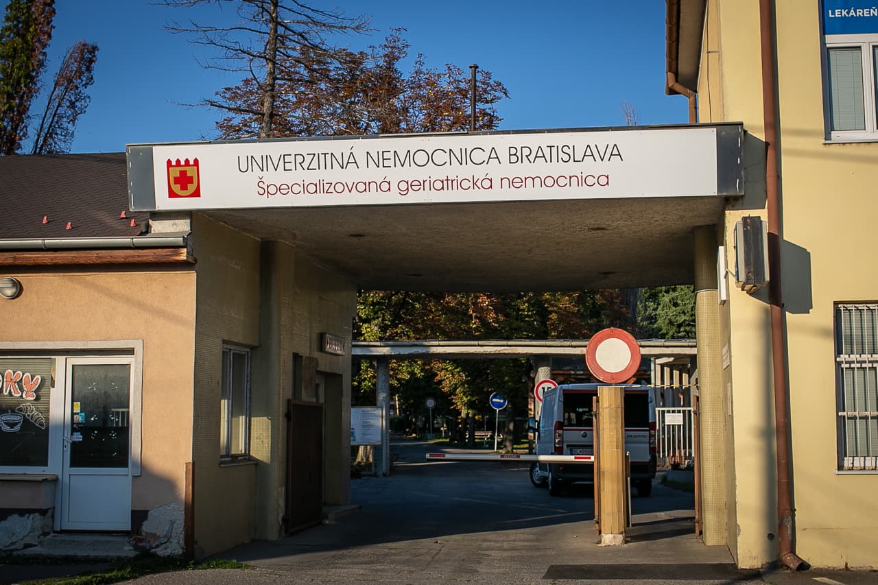 A pozsonyi Egyetemi Kórház 279 dolgozója van karanténban