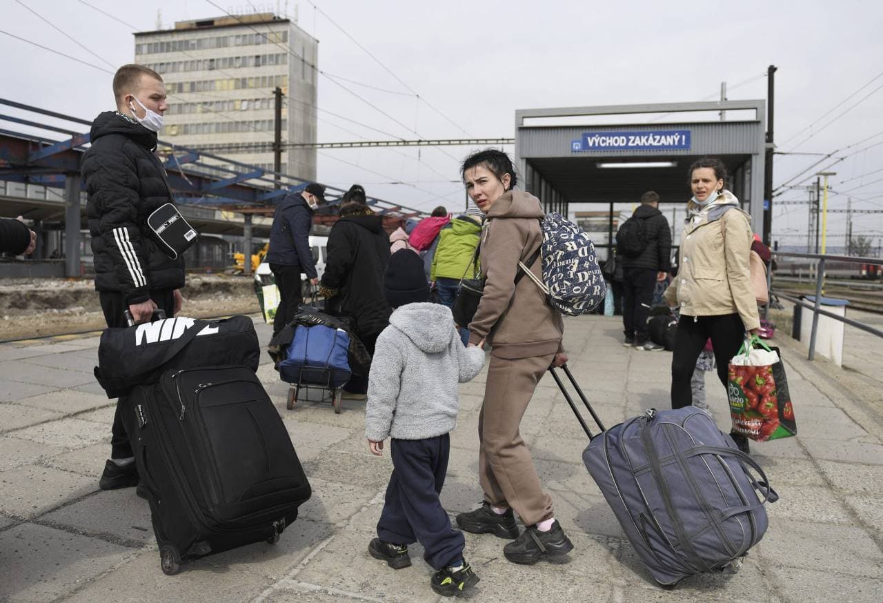 Az ukrajnai menekültek 13 százaléka tudott elhelyezkedni