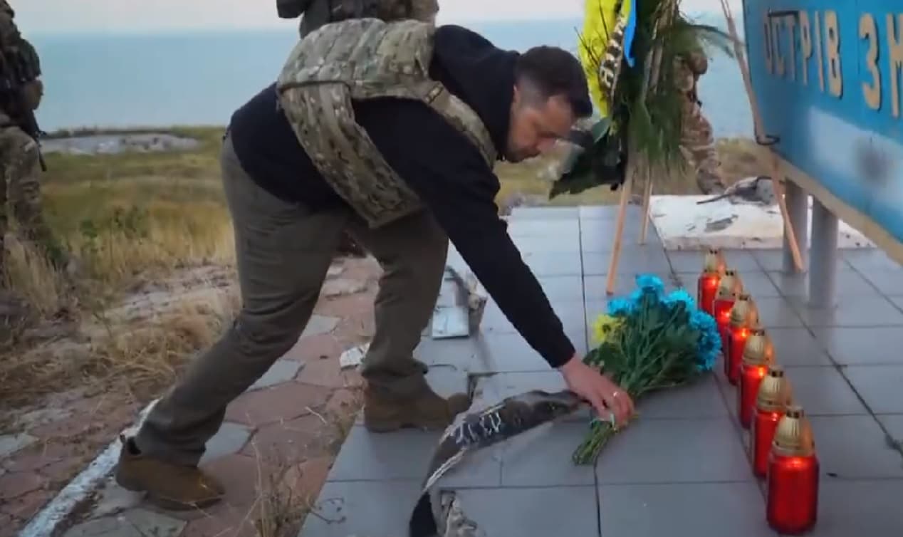500 napja tart a háború a szomszédban, Zelenszkij a Kígyó-szigetről üzent (VIDEÓ)